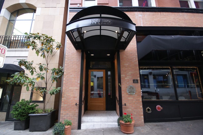The Esquire - The Esquire Apartments Unit 31