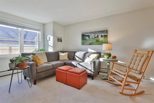 Photo - Nashua NH Unit 3