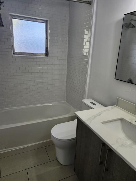 Photo - 2921 Vasco St