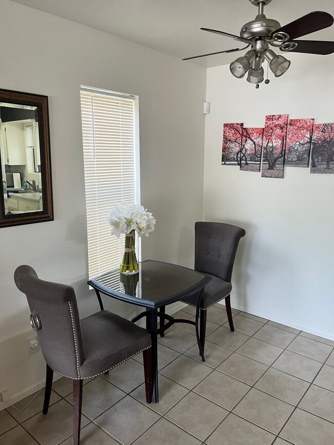 Photo - 2116 Ashfork Ave