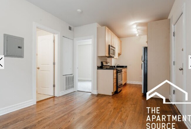 Photo - 3814 N Sheffield Ave Unit 4
