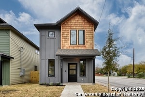 Photo - 1659 Center St