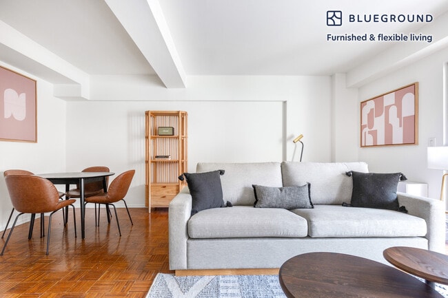 Photo - 360 W 34th St.