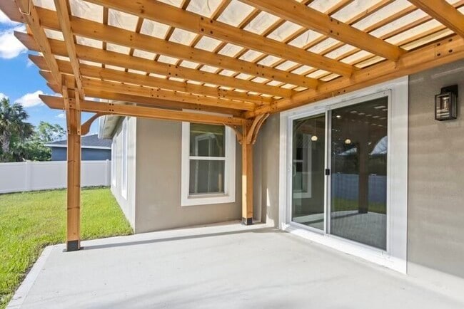 8575 99th Ct