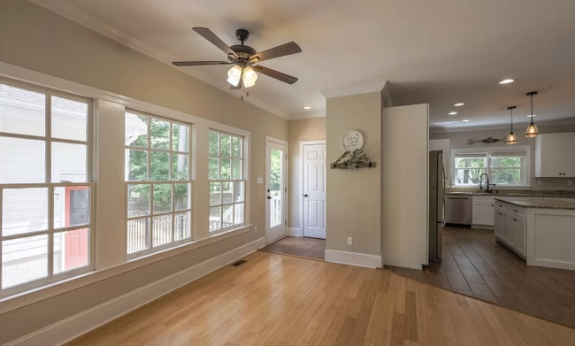 301 Red Fox Run Dr