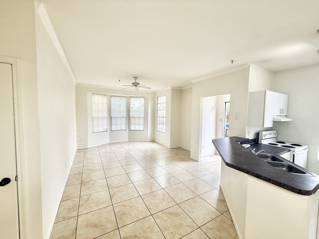 Photo - 6300 Raleigh St