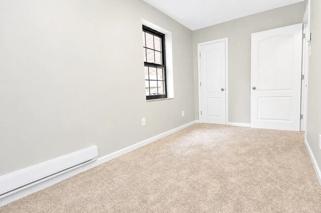 BENTLEY APARTMENTS -- 021