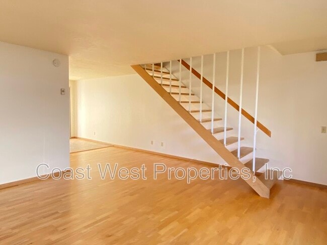 Photo - 1280 Goshen St Unidad 6