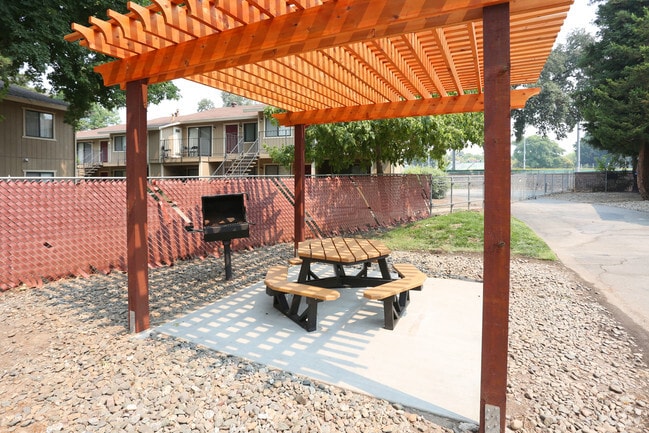 Birchwood BBQ area
