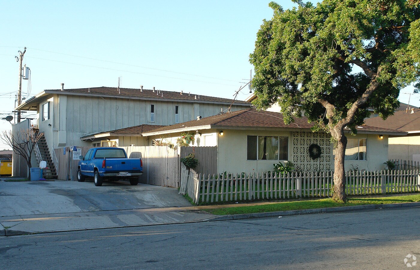 Photo - 731 Shalimar Dr Apartments