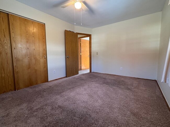 Photo - 2532 N Bootmaker Dr