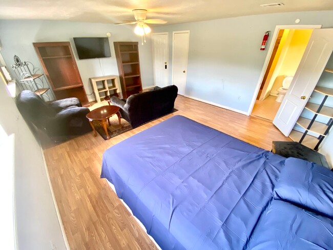 Photo - 3622 Livingston Rd Condo Unit #1 Furnished