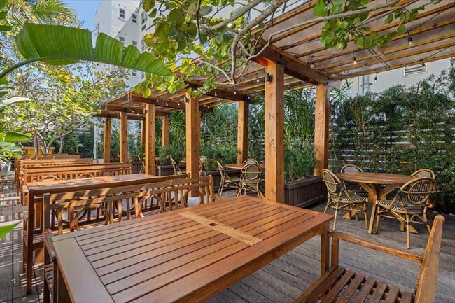 Photo - 1700 Alton Rd Unidad ID1343798P