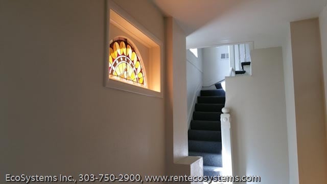 Photo - Top Floor Renovated 1 Bed/1 Bath Apartment in Victorian 4-Plex Unidad 01