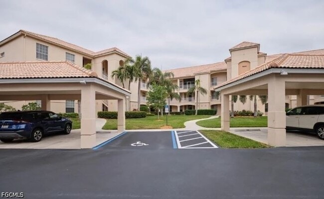 Building Photo - 9140 Southmont Cove Unit 102