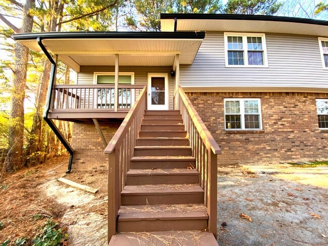 Building Photo - 739 S Germantown Cir Rental