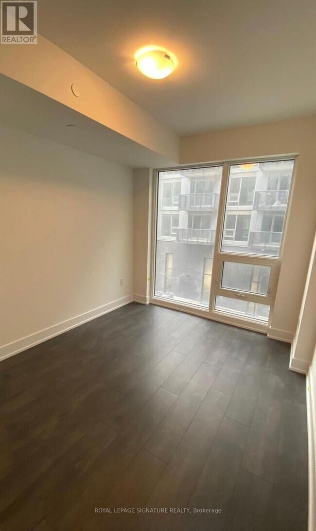 Photo - 2450 Old Bronte Rd Unit 250