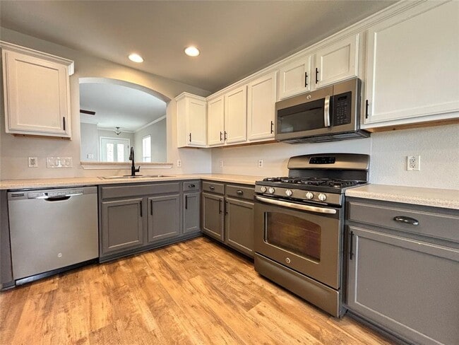 Photo - 1702 McDowell Bend