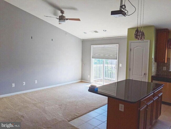 Photo - 19318 Diamond Lake Dr