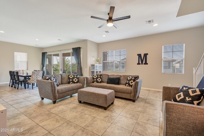 Photo - 4164 E Toledo St