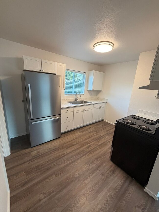 Photo - **MOVE IN SPECIAL** Newly Remodeled 2 Bedroom!