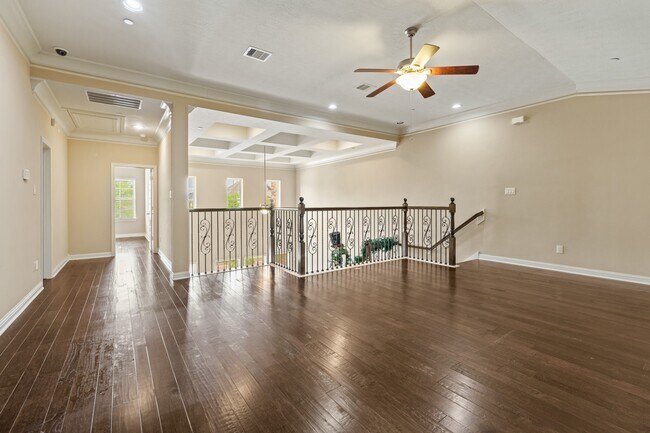 Photo - 534 Imperial Blvd