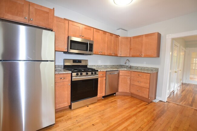 Photo - 111 Holt St