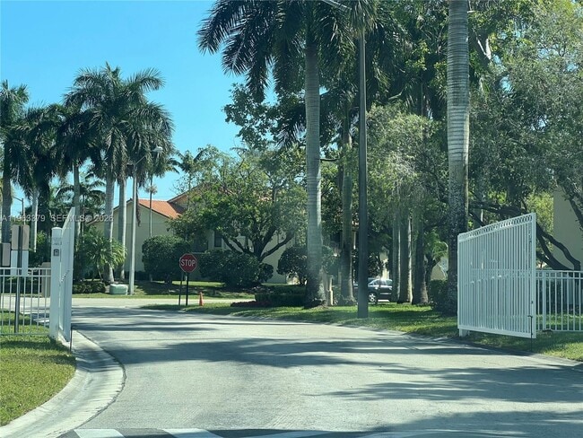 Photo - 1461 Windorah Way Unit A