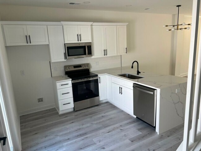 Photo - 780 Maxine Ct Unit 8D