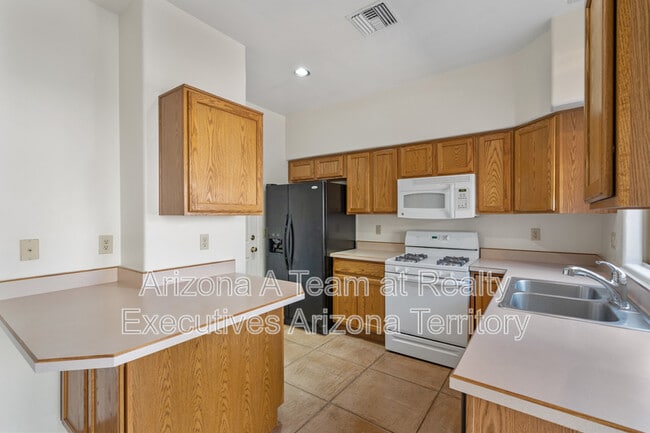 Building Photo - 3730 N Bay Horse Loop Rental