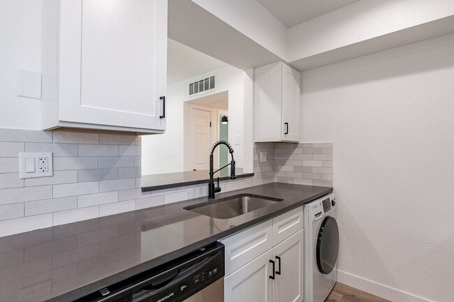 Photo - Euclid &amp; 10th Apartments Unit 1