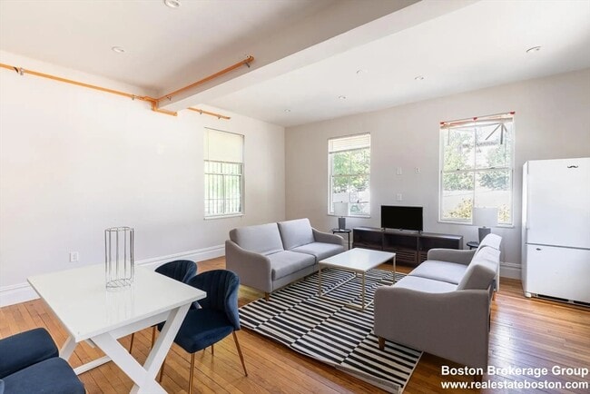 Photo - 89 Cedar St Unit 2