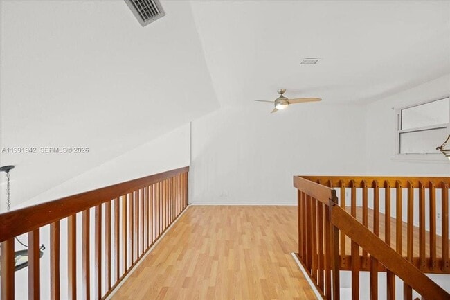 Photo - 2560 Bass Way