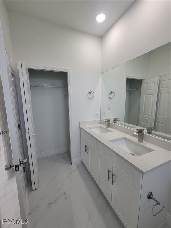 Building Photo - 442 Petite Ave