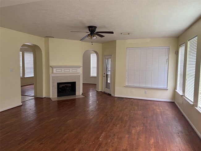 Photo - 2511 Pine Shadows Dr