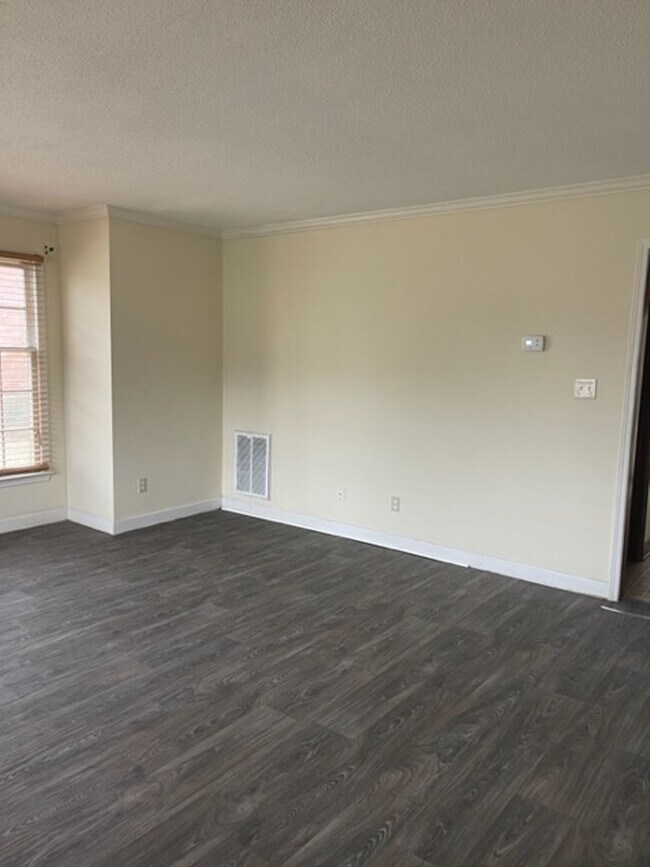 Photo - Duplex Spartanburg