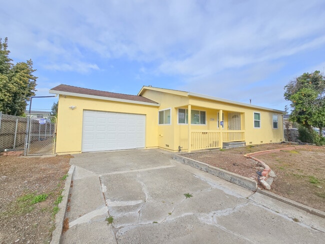 Photo - 7140 Chris Ave