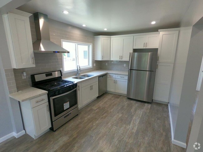 Building Photo - 2708 Council St Unit A Rental