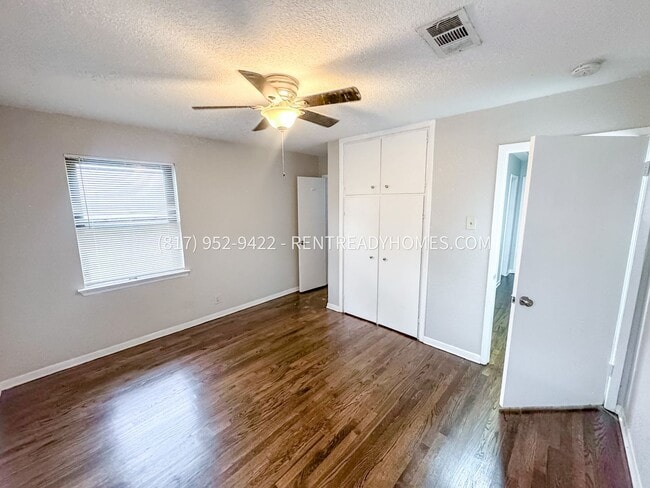 Photo - 3022 Larry Dr