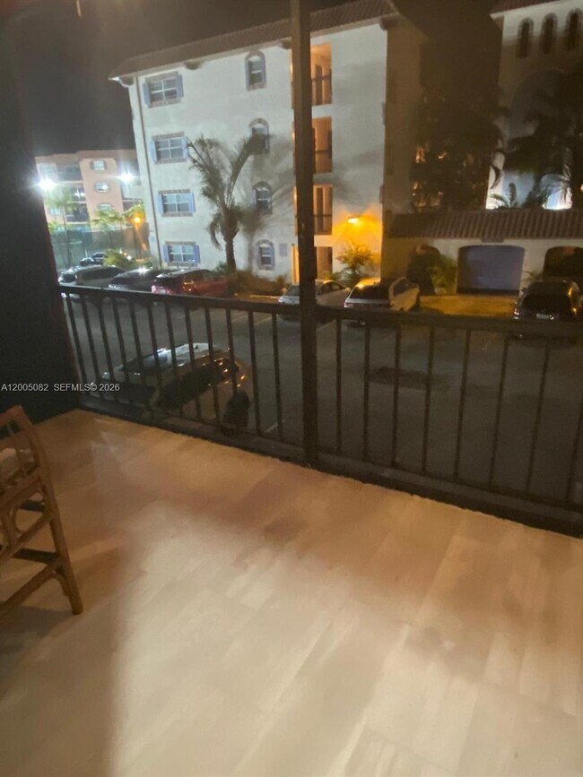 Photo - 660 Tennis Club Dr Unit 205