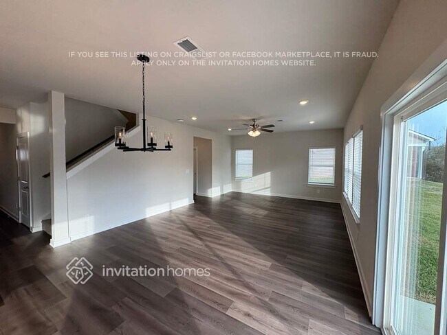 Photo - 1318 Bluffton Cir