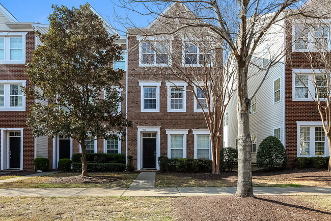 Building Photo - 9948 Evergreen Terrace Dr