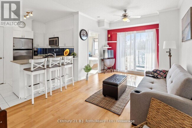 Photo - 354 Atherley Rd Unité 211