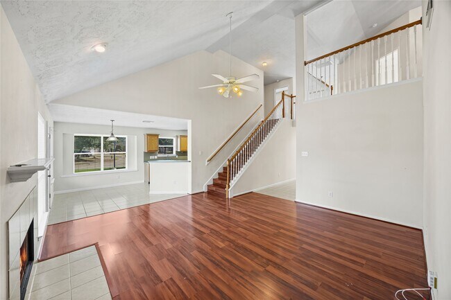 Photo - 6759 Barker Bend Ln