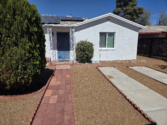 Photo - 2619 E 21st St