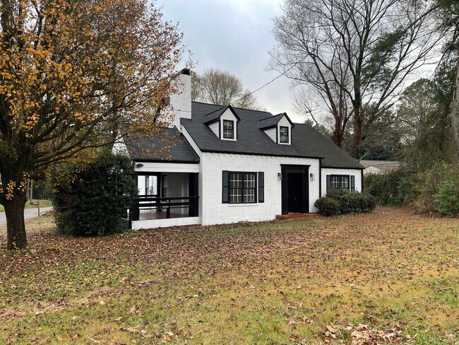 Live on Maple - Live on Maple House