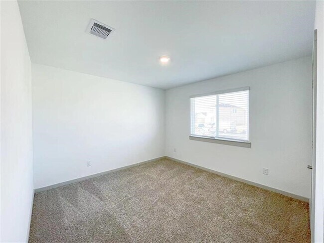 Photo - 28935 Yulee Mill Dr