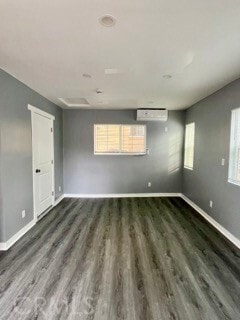 Photo - 1825 S Van Ness Ave