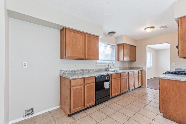 Photo - 2503 Brookford Dr