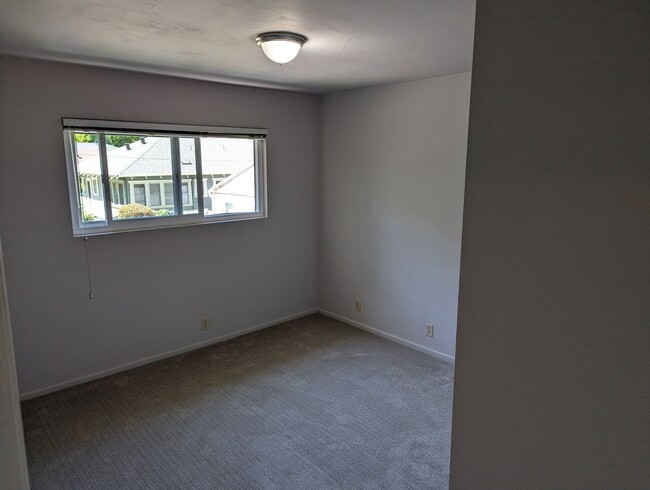 Photo - 1312 Broad St Unit B